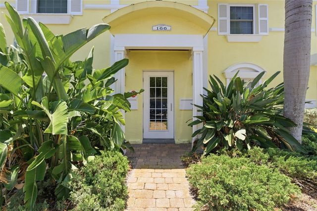 144 POMPANO DRIVE SE A, St Petersburg, FL 33705