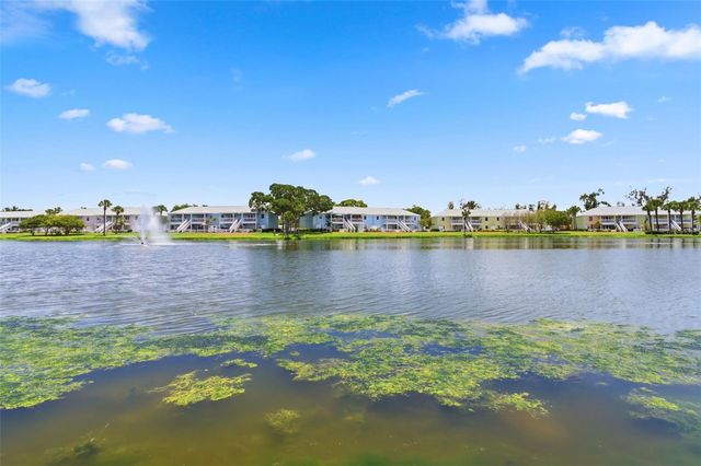 144 POMPANO DRIVE SE A, St Petersburg, FL 33705