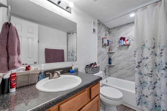 144 POMPANO DRIVE SE A, St Petersburg, FL 33705