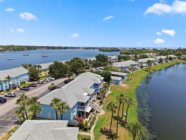 144 POMPANO DRIVE SE A, St Petersburg, FL 33705