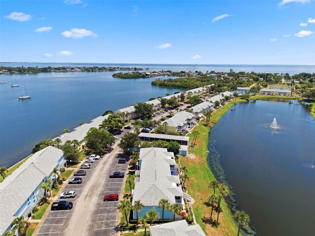 144 POMPANO DRIVE SE A, St Petersburg, FL 33705