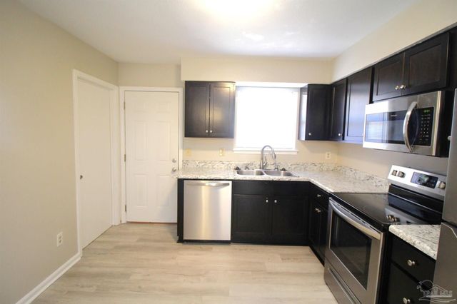 3400 Green Briar Ct C, Gulf Breeze, FL 32563