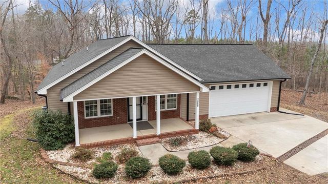 1950 Tot Hill Farm Road, Asheboro, NC 27205