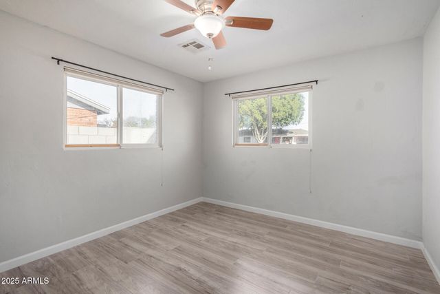 1061 W 5TH Street, Mesa, AZ 85201