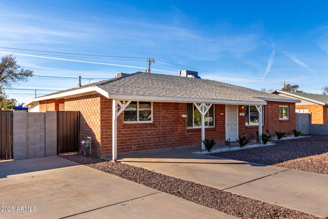 1061 W 5TH Street, Mesa, AZ 85201