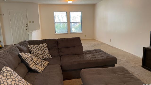 9518 Alderwood, San Antonio, TX 78250