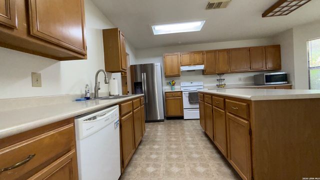 9518 Alderwood, San Antonio, TX 78250