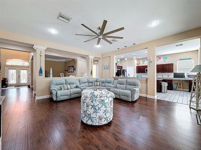 9129 CREEDMOOR LANE, New Port Richey, FL 34654