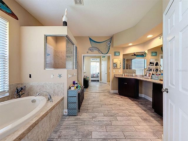 9129 CREEDMOOR LANE, New Port Richey, FL 34654