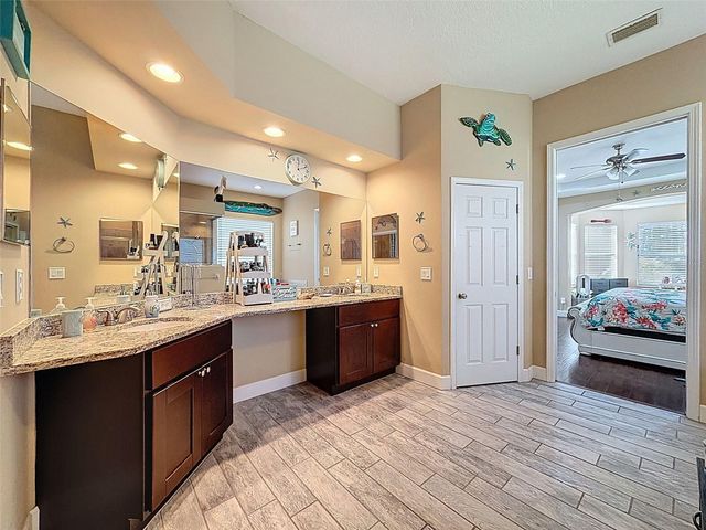 9129 CREEDMOOR LANE, New Port Richey, FL 34654