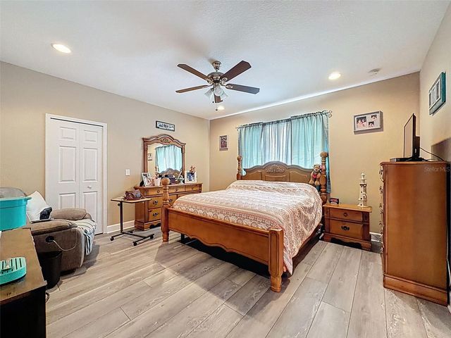 9129 CREEDMOOR LANE, New Port Richey, FL 34654