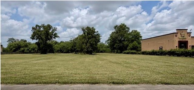 90 Avenue A, Richmond, TX 77406