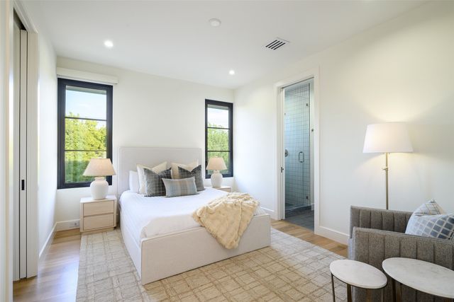 4051 Hawthorne Avenue, Dallas, TX 75219