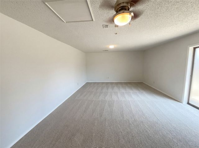 512 Harbor Lane, Hickory Creek, TX 75065