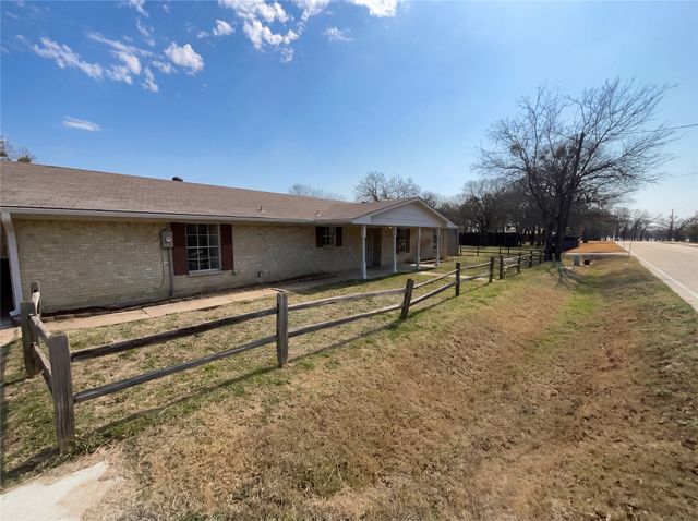 512 Harbor Lane, Hickory Creek, TX 75065