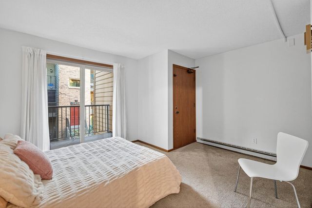 2010 Ridge Drive 13, Saint Louis Park, MN 55416