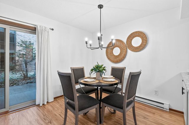 2010 Ridge Drive 13, Saint Louis Park, MN 55416