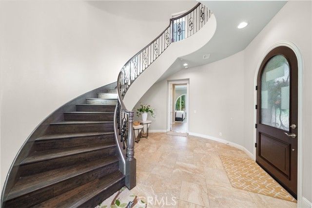 17 Calliope, Lake Forest (el Toro), CA 92630