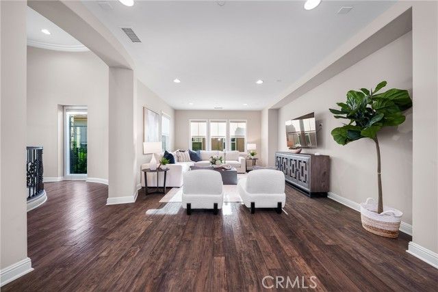 17 Calliope, Lake Forest (el Toro), CA 92630