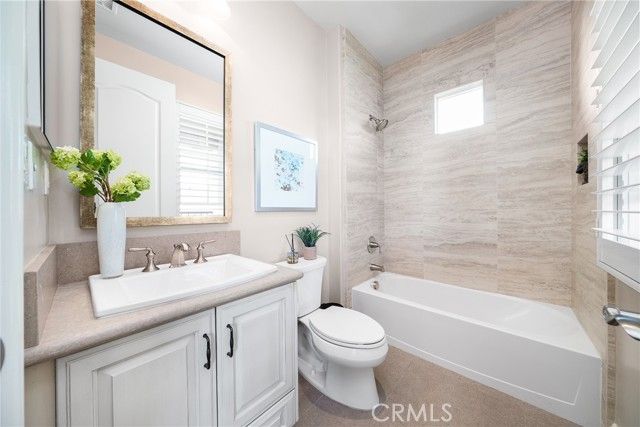 17 Calliope, Lake Forest (el Toro), CA 92630