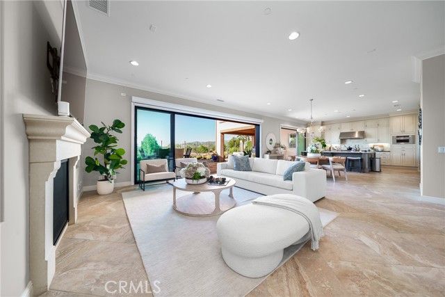 17 Calliope, Lake Forest (el Toro), CA 92630