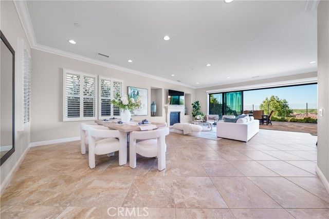 17 Calliope, Lake Forest (el Toro), CA 92630