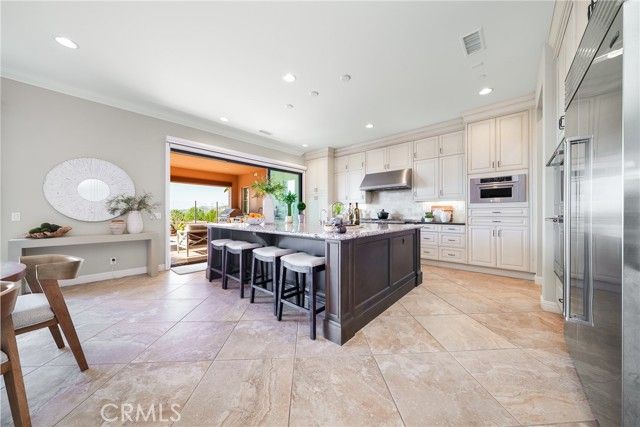 17 Calliope, Lake Forest (el Toro), CA 92630