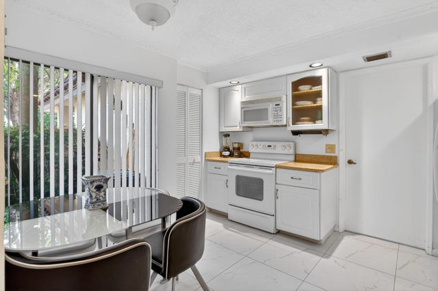 7844 La Mirada Drive, Boca Raton, FL 33433