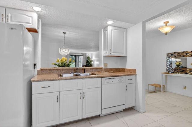 7844 La Mirada Drive, Boca Raton, FL 33433