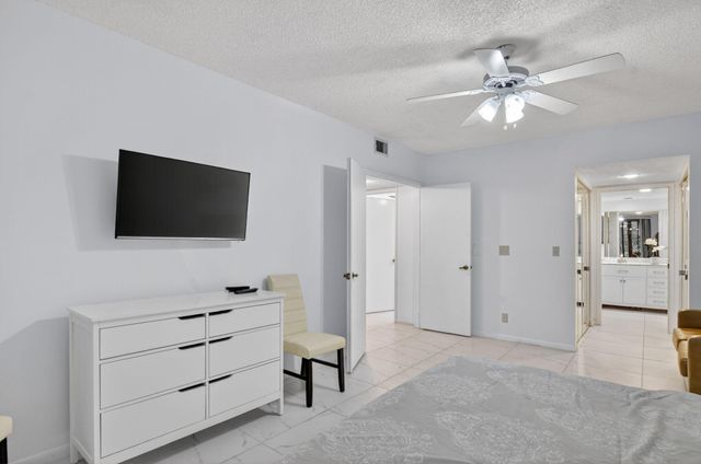 7844 La Mirada Drive, Boca Raton, FL 33433