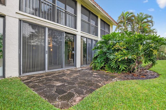 7844 La Mirada Drive, Boca Raton, FL 33433