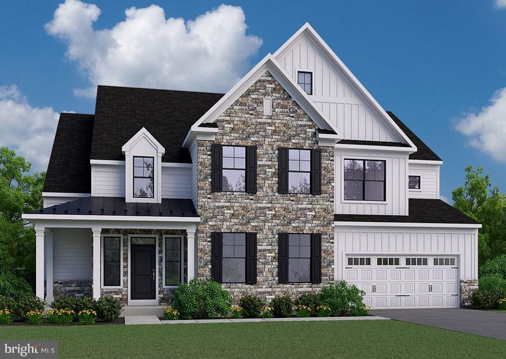 5411 RED OAK DR, Coopersburg, PA 18036