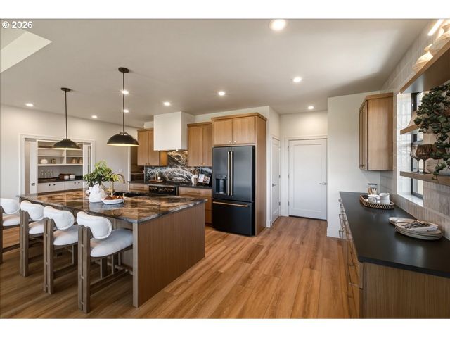 6123 Evangelista St S, Salem, OR 97306