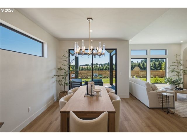 6123 Evangelista St S, Salem, OR 97306