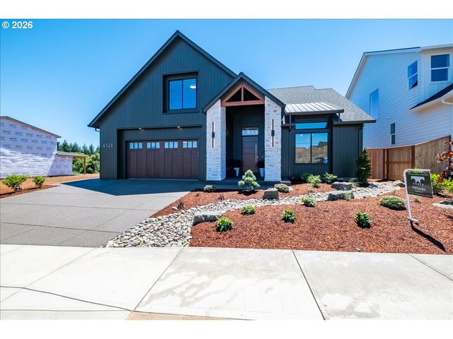 6123 Evangelista St S, Salem, OR 97306