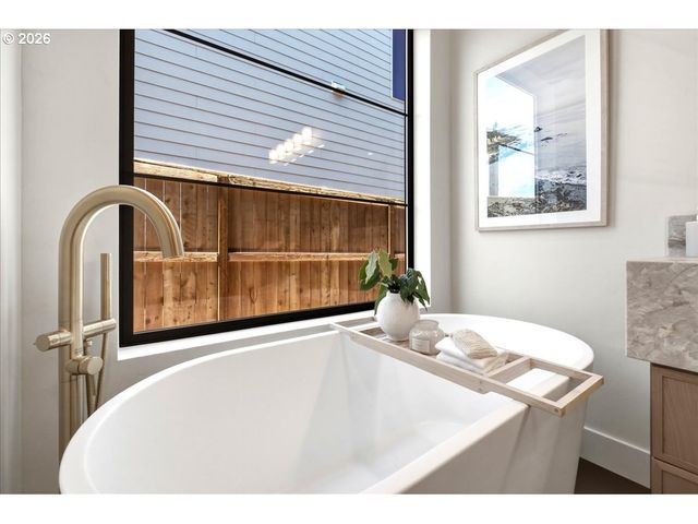 6123 Evangelista St S, Salem, OR 97306