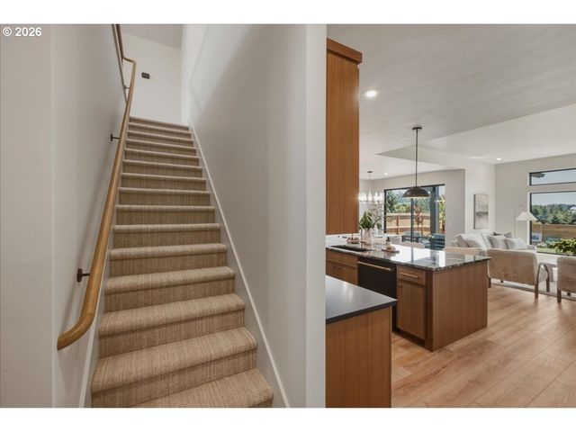 6123 Evangelista St S, Salem, OR 97306