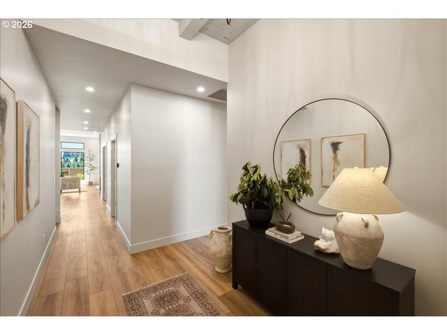 6123 Evangelista St S, Salem, OR 97306