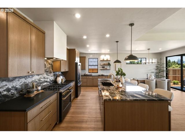 6123 Evangelista St S, Salem, OR 97306