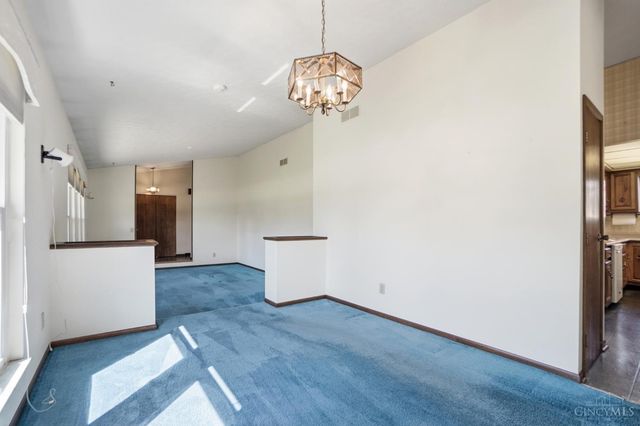 6486 Butterfly Way, West Chester, OH 45069