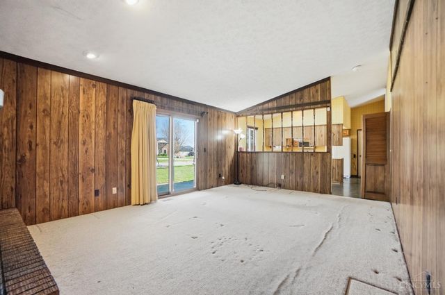 6486 Butterfly Way, West Chester, OH 45069