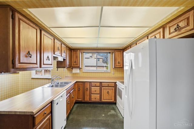 6486 Butterfly Way, West Chester, OH 45069