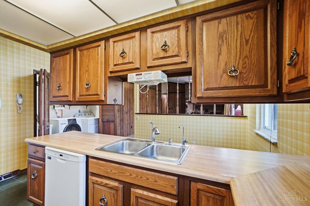 6486 Butterfly Way, West Chester, OH 45069