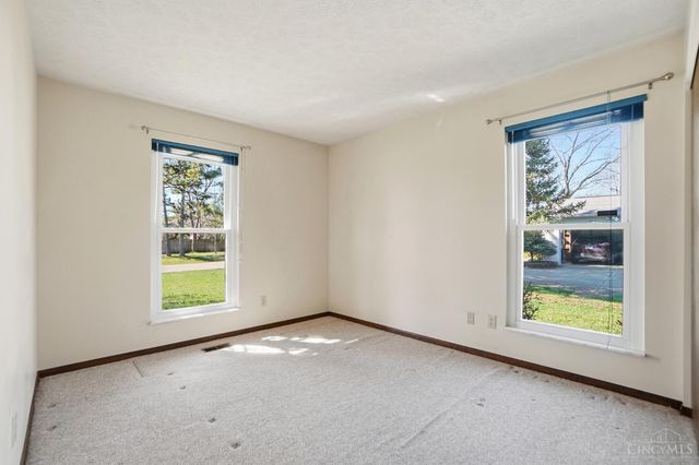 6486 Butterfly Way, West Chester, OH 45069