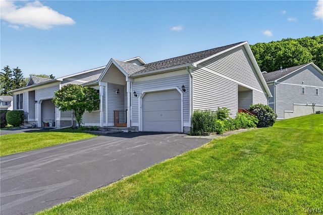 119 Timber Wolf Circle, Geddes, NY 13209