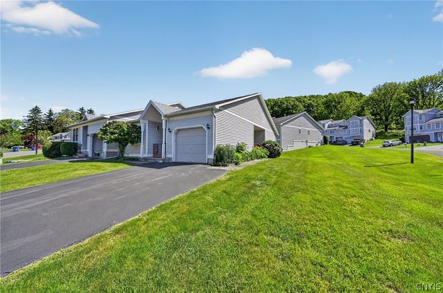 119 Timber Wolf Circle, Geddes, NY 13209