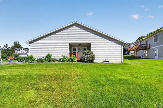 119 Timber Wolf Circle, Geddes, NY 13209
