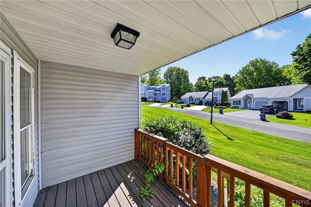 119 Timber Wolf Circle, Geddes, NY 13209