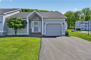 119 Timber Wolf Circle, Geddes, NY 13209