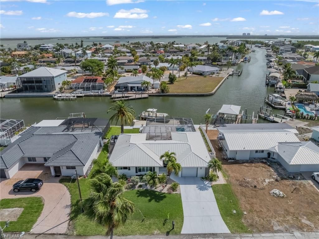 9 Fairview BLVD, FORT MYERS BEACH, FL 33931 — exterior